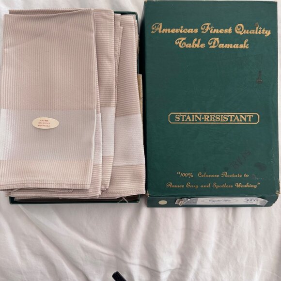 14 Crystal Glow Vintage Celanese Acetate Stain-Resistant Napkins Table Damask - Picture 9 of 12